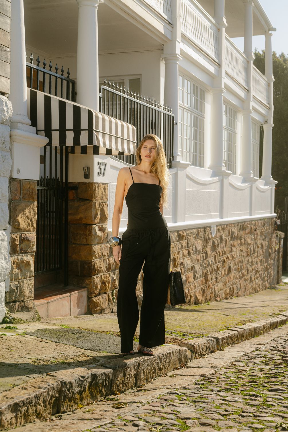 Nuru - Drawstring Pants